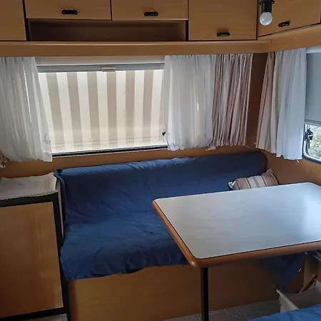 Caravane 2 Personnes Pres D'anduze
